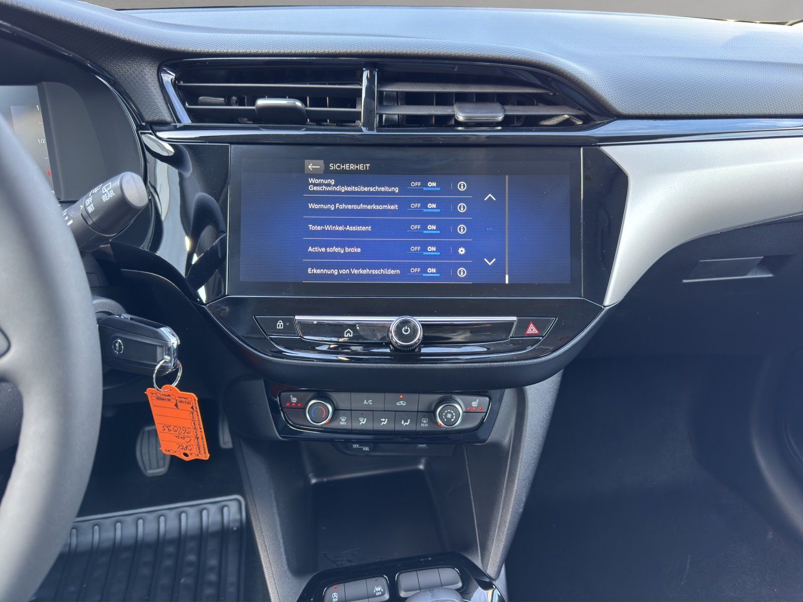 Fahrzeugabbildung Opel Corsa F 1.2 Turbo Edition TECH-PAKET/SHZ/KAMERA/