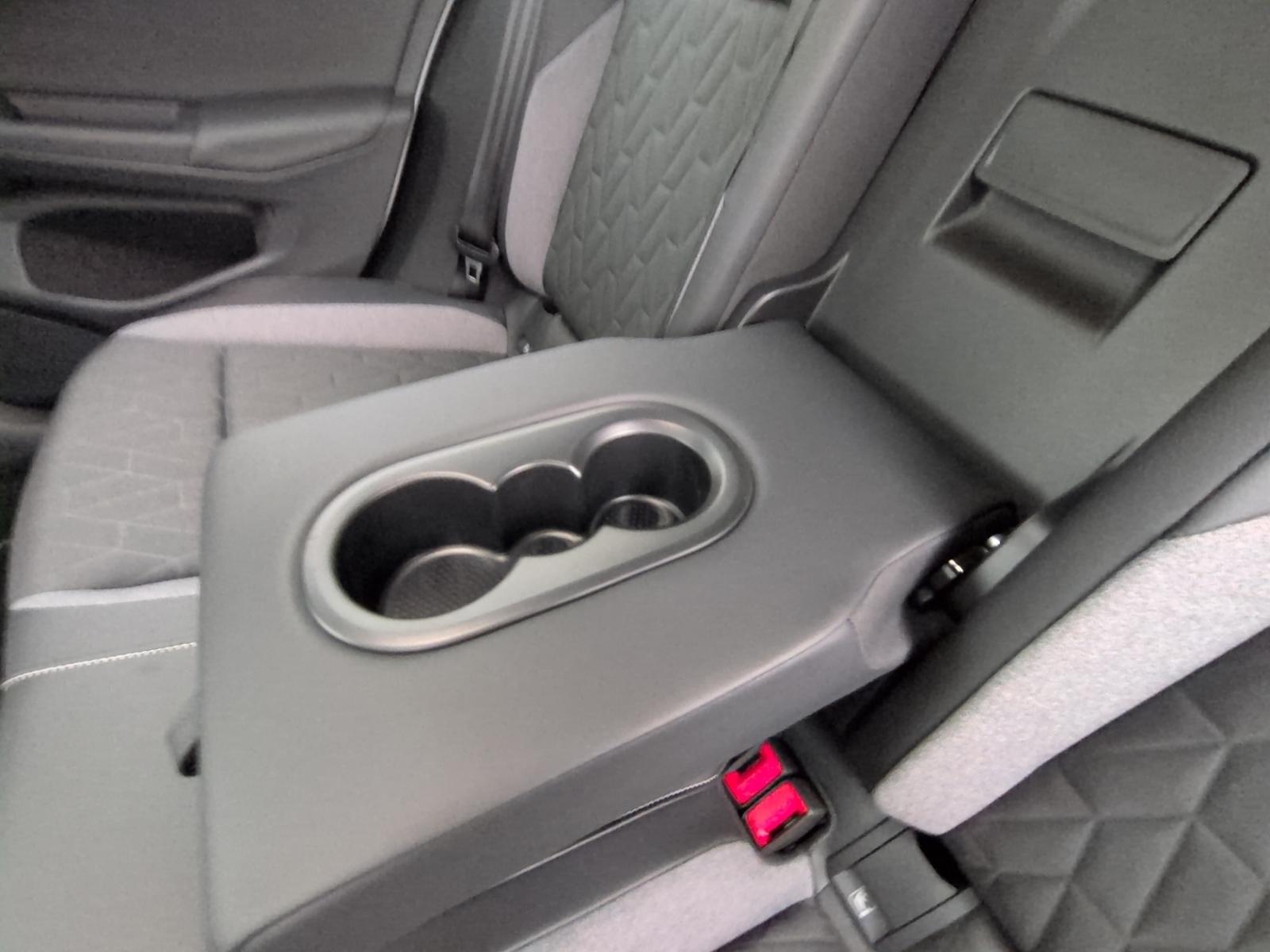 Volkswagen Golf VIII 1.5 eTSI DSG Goal LED+PANO+AHK, миниатюра 15