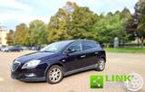 Lancia LANCIA Delta 1.6 MJT DPF Gold - blaue Lancia Delta