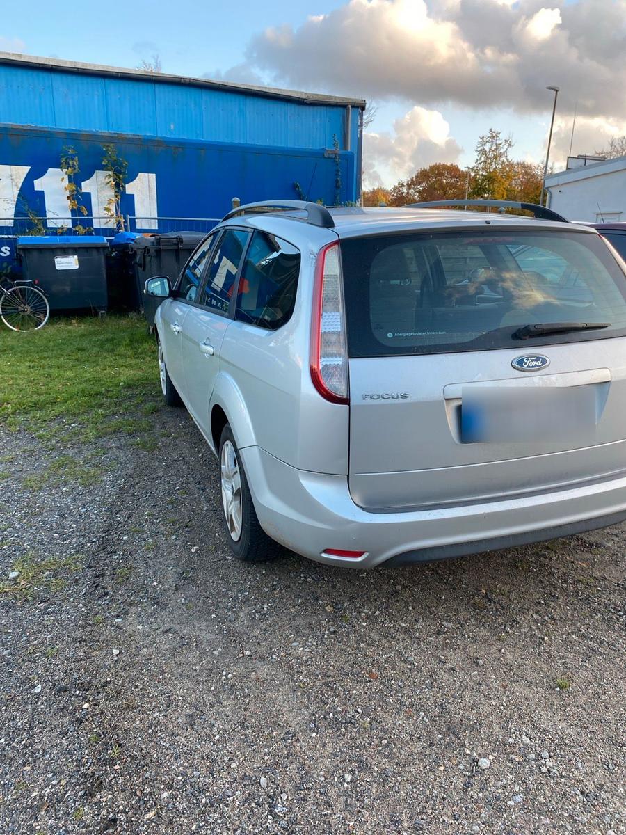 Ford Focus 2010 — двигун 101 HP (74kW)