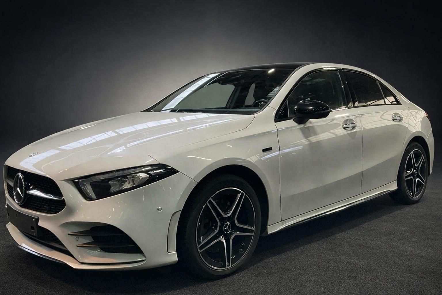 Mercedes-Benz A 250 e Limo 3x AMG SPORT*WIDE*PANO*DISTRO*360°K