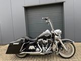 Harley-Davidson FLHR Road King 103  Chicano Style ABS - Motorräder in Hannover