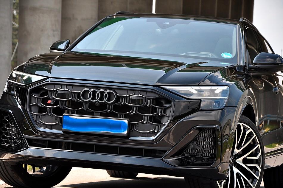 Audi Q8 55 TFSI quattro S Line HUD Matrix Panorama