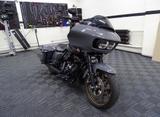 Harley-Davidson Road Glide St - SPORTTOURER VON 81 BIS 125 CCM