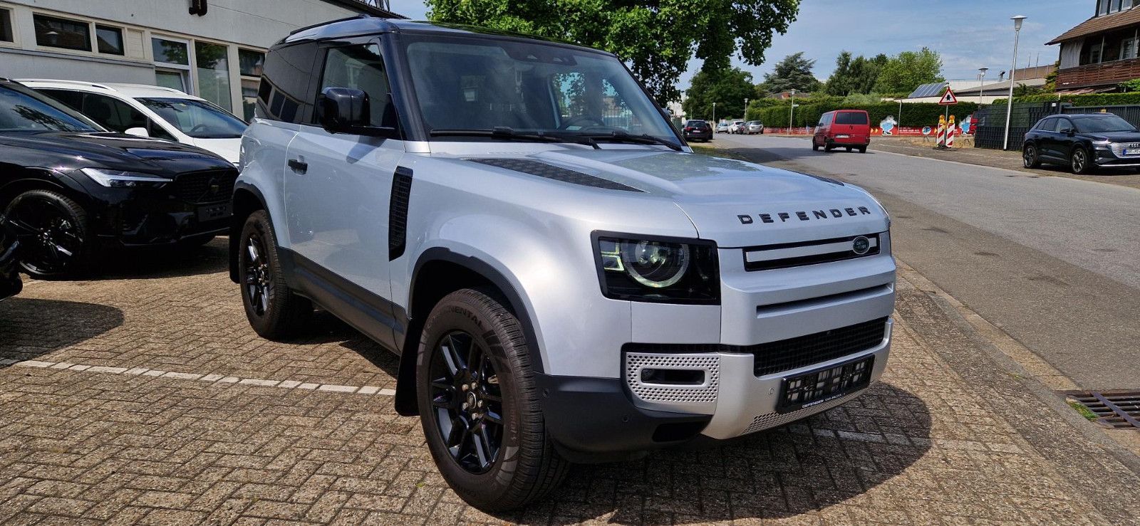 Land Rover Defender 90 P300 2.0i Panorama 360Kam foto 1