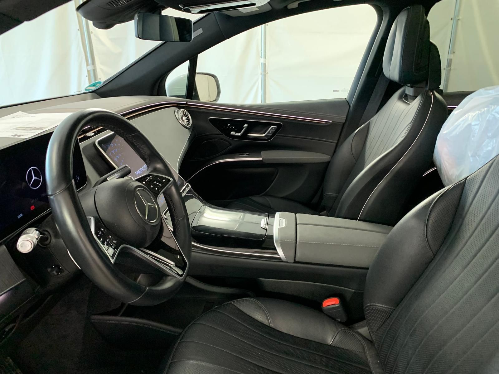Mercedes-Benz EQS SUV 450 7-Sitze DISTRONIC PANO AHK AIR 21 foto 13