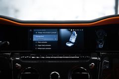 Cullinan BLACK BADGE 2025 MANSORY BLACK/ORANGE