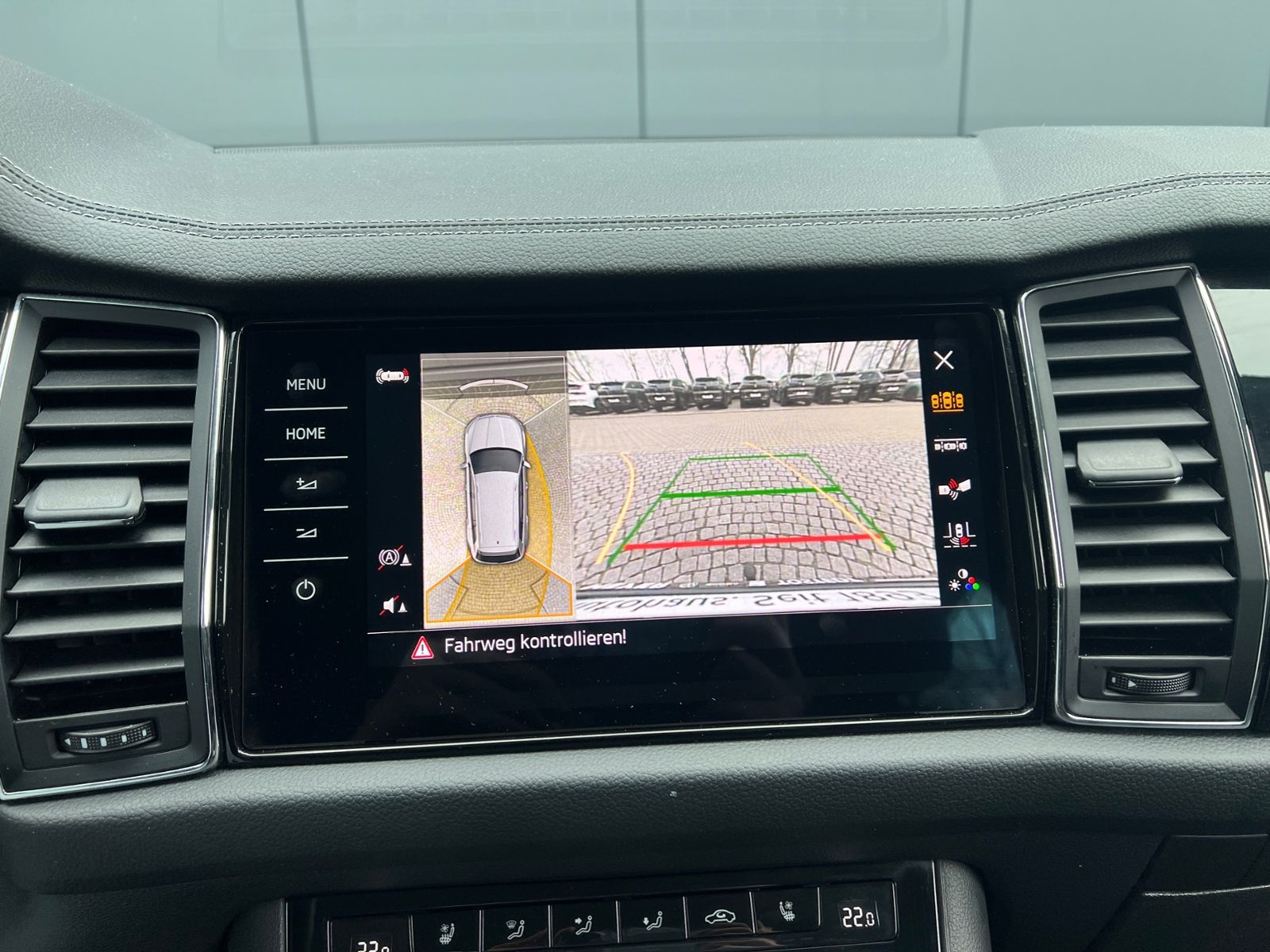 Fahrzeugabbildung SKODA Kodiaq L&K 2.0 TSI DSG 4x4 *AHK, CANTON, Standhz