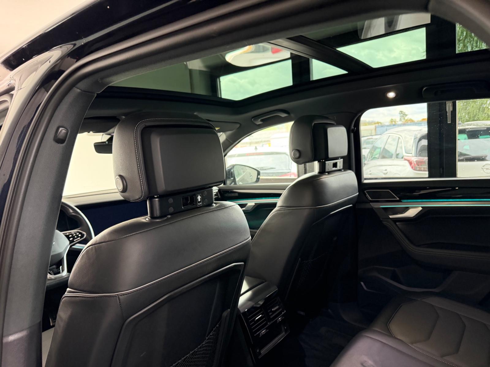 Volkswagen Touareg 3.0 TSI R-Line 4Motion Digital 360° LED