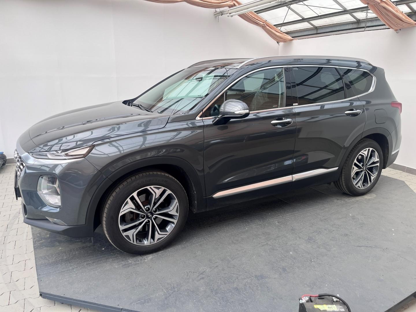 Hyundai SANTA FE Premium 4WD CRDi 2.2 AWD 7-Sitzer HUD A