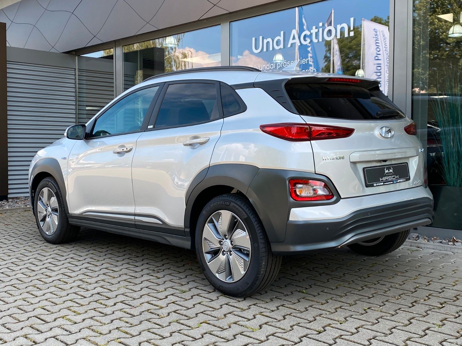 Fahrzeugabbildung Hyundai KONA Elektro 64kWh Premium NAVI LEDER SITZP SD