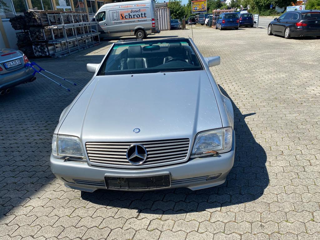 Mercedes-Benz SL 320