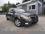 Kia cee'd / Ceed 1.4 CVVT Klima TÜV neu - Kia cee'd / Ceed in Leipzig