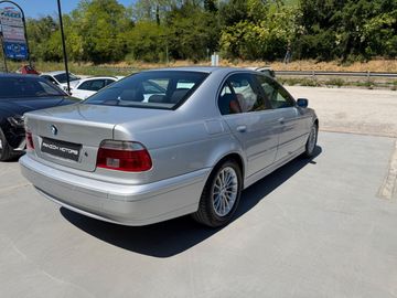 BMW 530 - 5