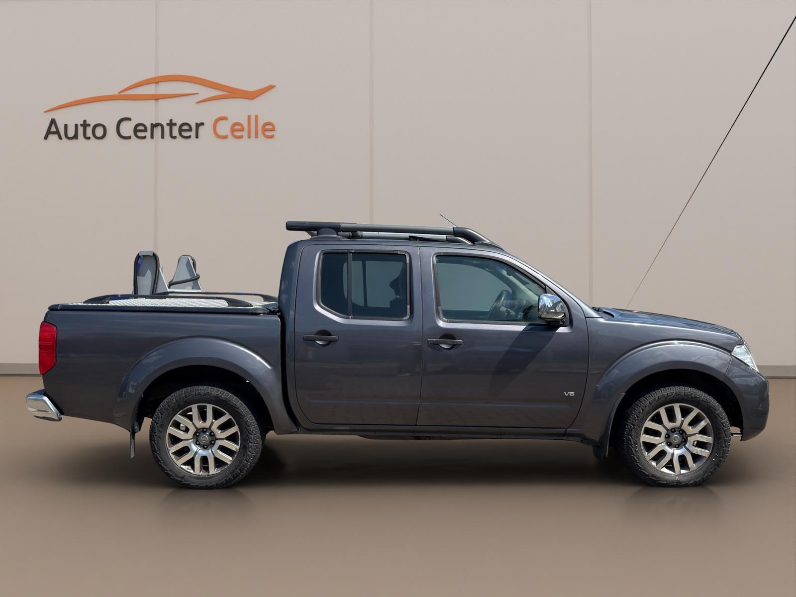 NISSAN NAVARA 3.0 V6 DCI 231 CH DOUBLE CAB 4X4 BVA – CUIR TOIT OUVRANT GPS ATTELAGE