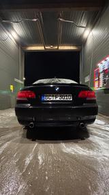 BMW 325i - - BMW 325 mit Benzin-Antrieb: Coupe