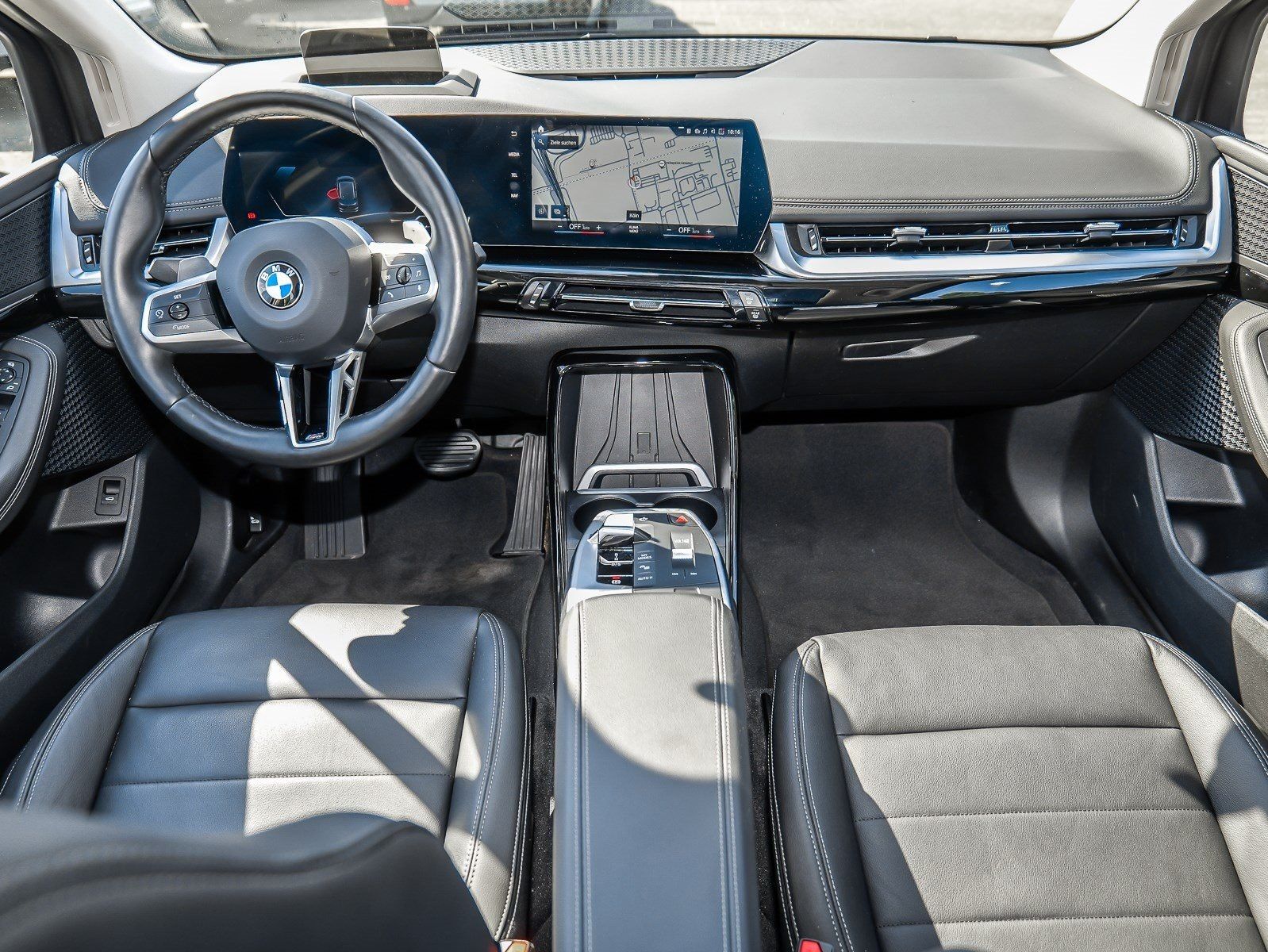 BMW 220i Active Tourer Luxury Line HUD PANO ACC RFK foto 3