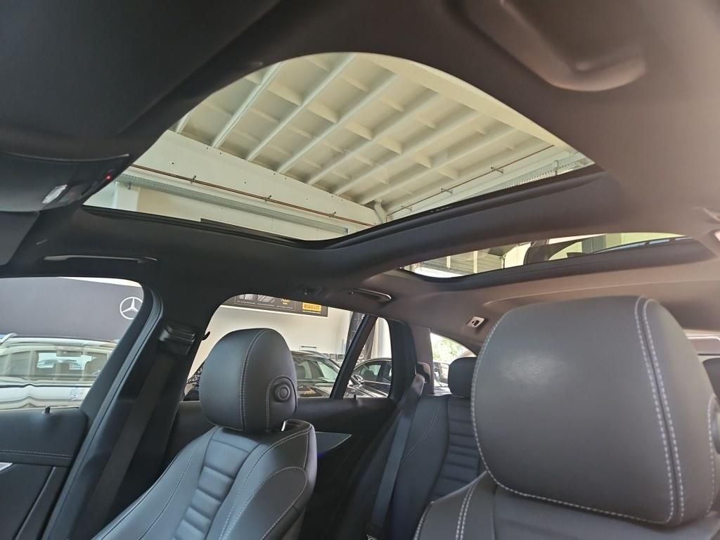 Fahrzeugabbildung Mercedes-Benz E 220 d T Avantg. Pano Standhzg. 360° Burmester