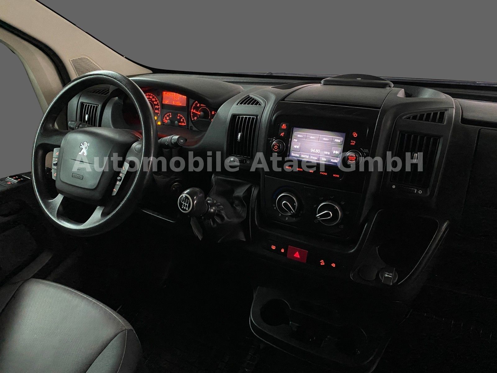 Fahrzeugabbildung Peugeot Boxer 2.2 HDI L1H1 KAMERA+NAVI+STANDHZG. (8265)