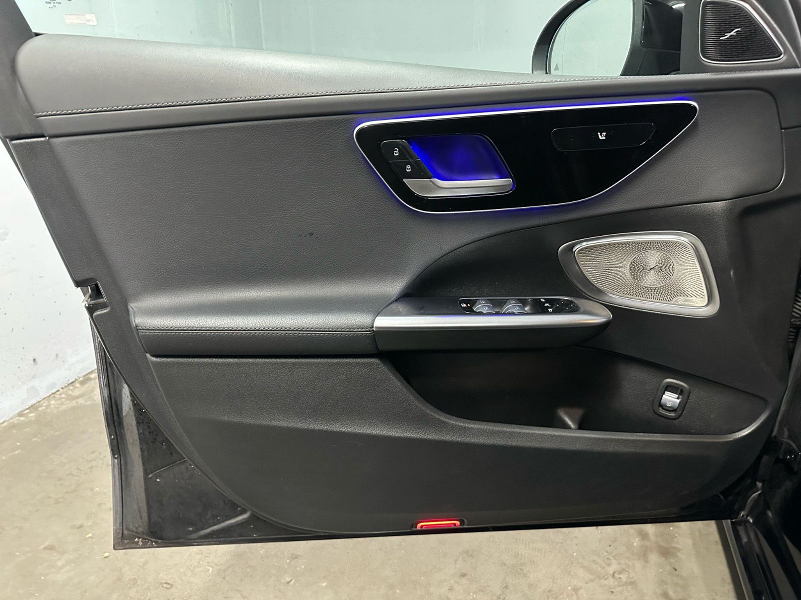 Fahrzeugabbildung Mercedes-Benz C 300 d Autom. AVANTGARDE*NIGHT*AHK*DISTRO*360*