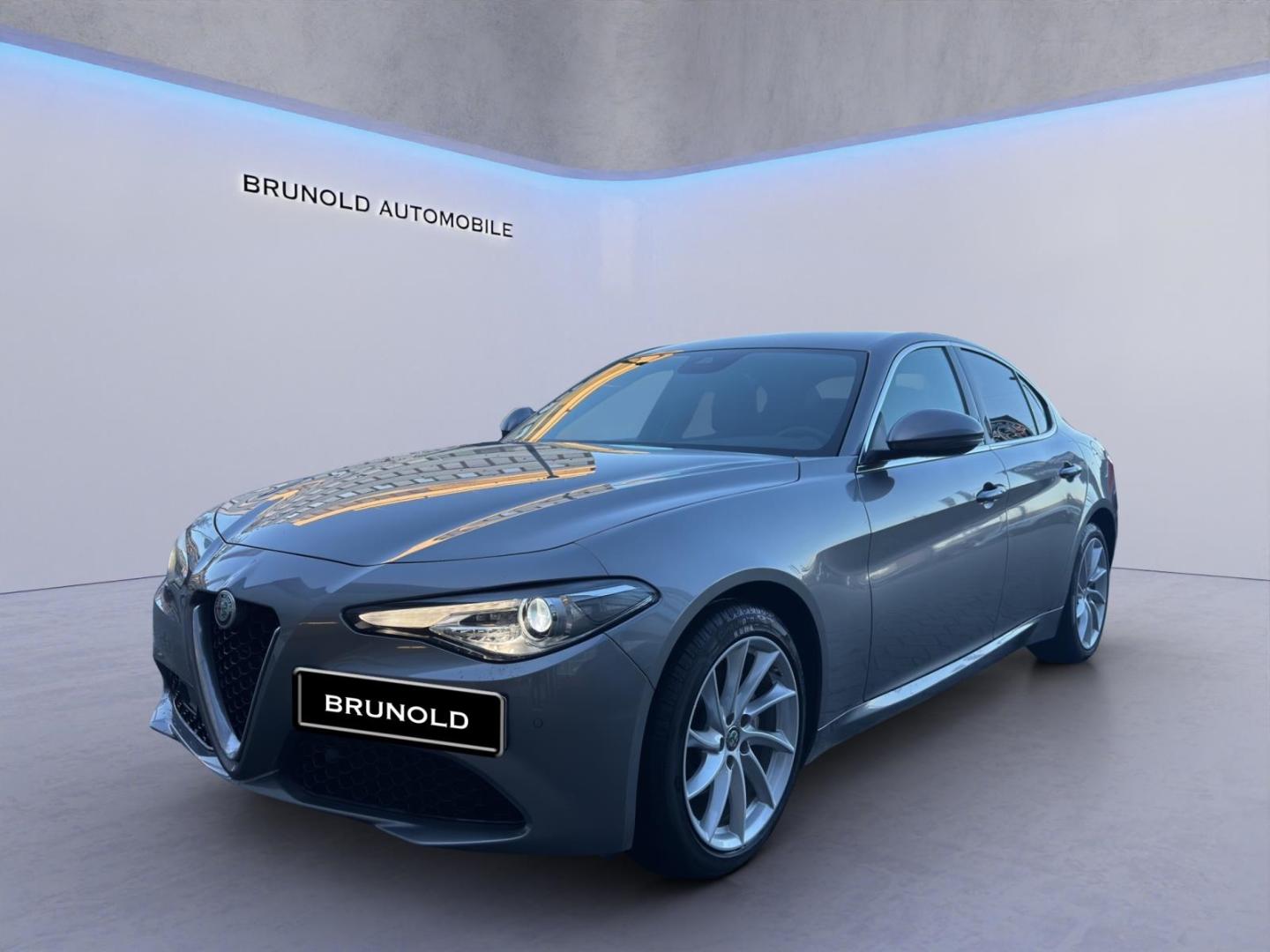 Alfa Romeo Giulia Super El. Fondsitzverst. Navi Digitales C