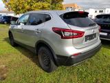 Nissan Qashqai 1.6 dCi DPF ALL-MODE 4x4 Tekna - 73 Tkm  - Nissan Qashqai Tekna mit Diesel-Antrieb