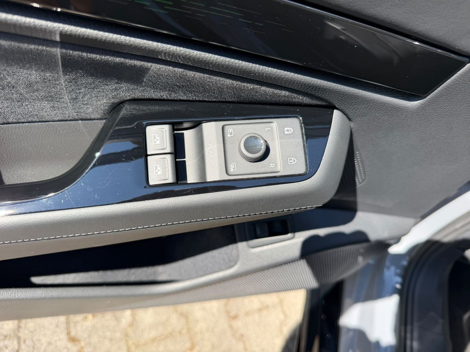 Fahrzeugabbildung Volkswagen ID.7 Pro >ALCANT+MATRIX+MEMO+HEAD+ACC+AHK+360°+