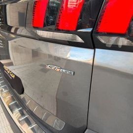 Peugeot 5008 - 5