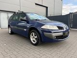 Renault Megane II Grandtour Avantage*TÜV NEU*AHK*KLIMAA - Renault Megane Avantage mit Benzin-Antrieb