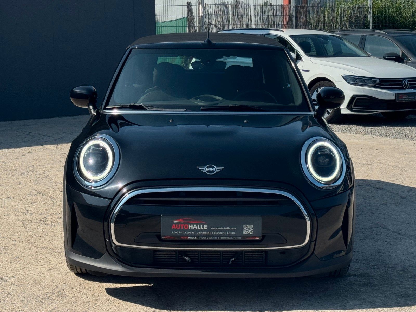 Fahrzeugabbildung MINI Cooper Cabrio Autom. Essential Trim Temp PDC SHZ
