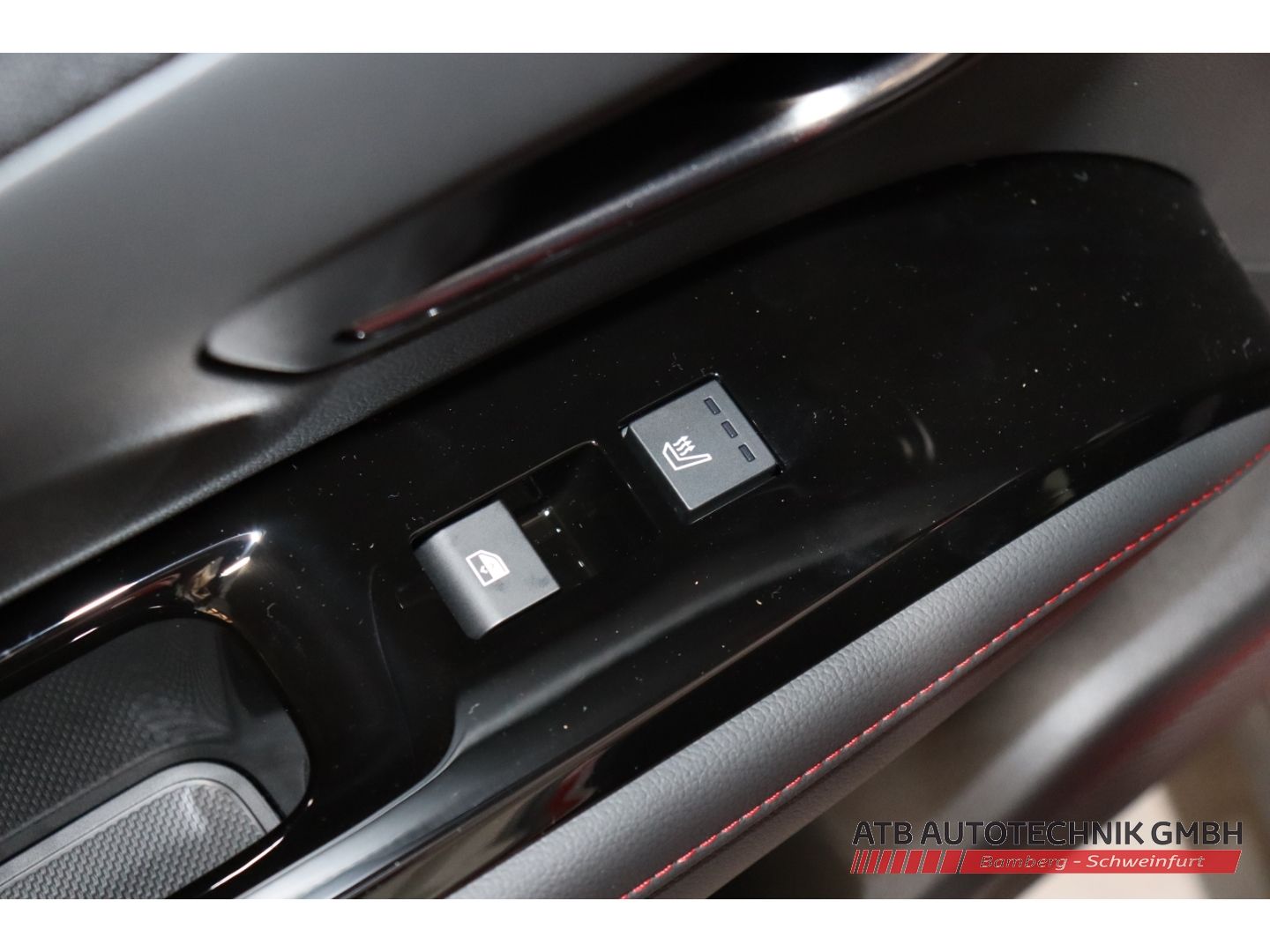 Fahrzeugabbildung Hyundai Tucson MY27 N-Line X 1.6 T-GDI 150 PS 7-DCT 2WD