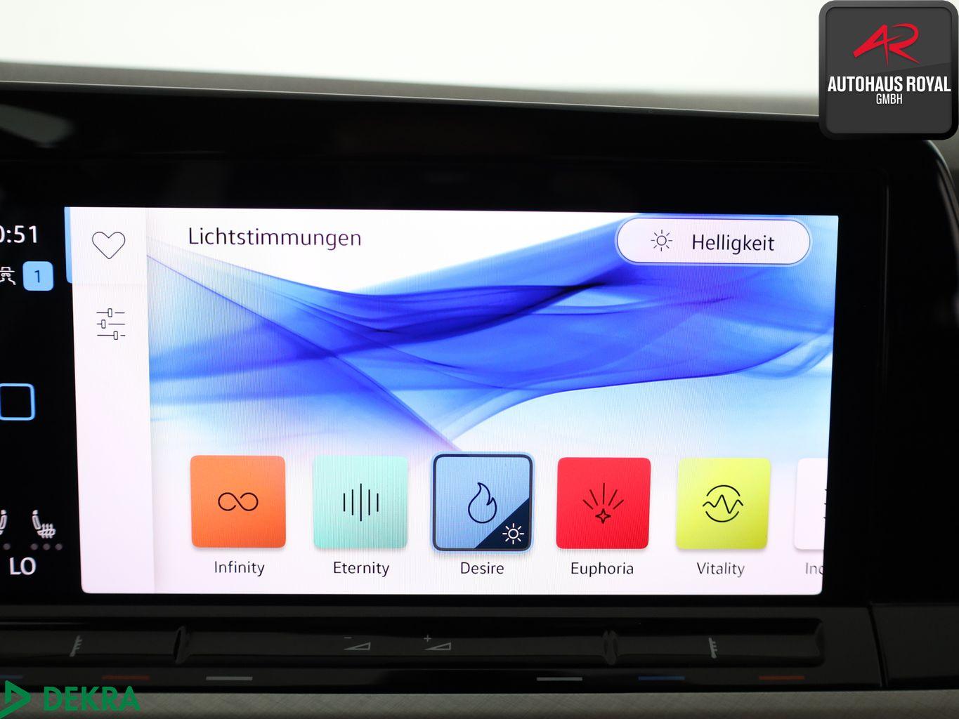 Volkswagen Golf VIII Variant 2.0 TDI HEADUP,HARMAN/K,ACC, миниатюра 21