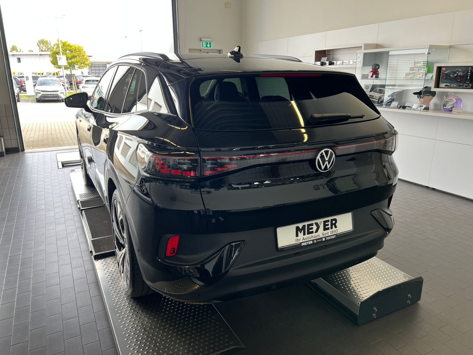 Fahrzeugabbildung Volkswagen ID.4 GTX 4Motion *AHK, Matrix, TravelAssist, DCC