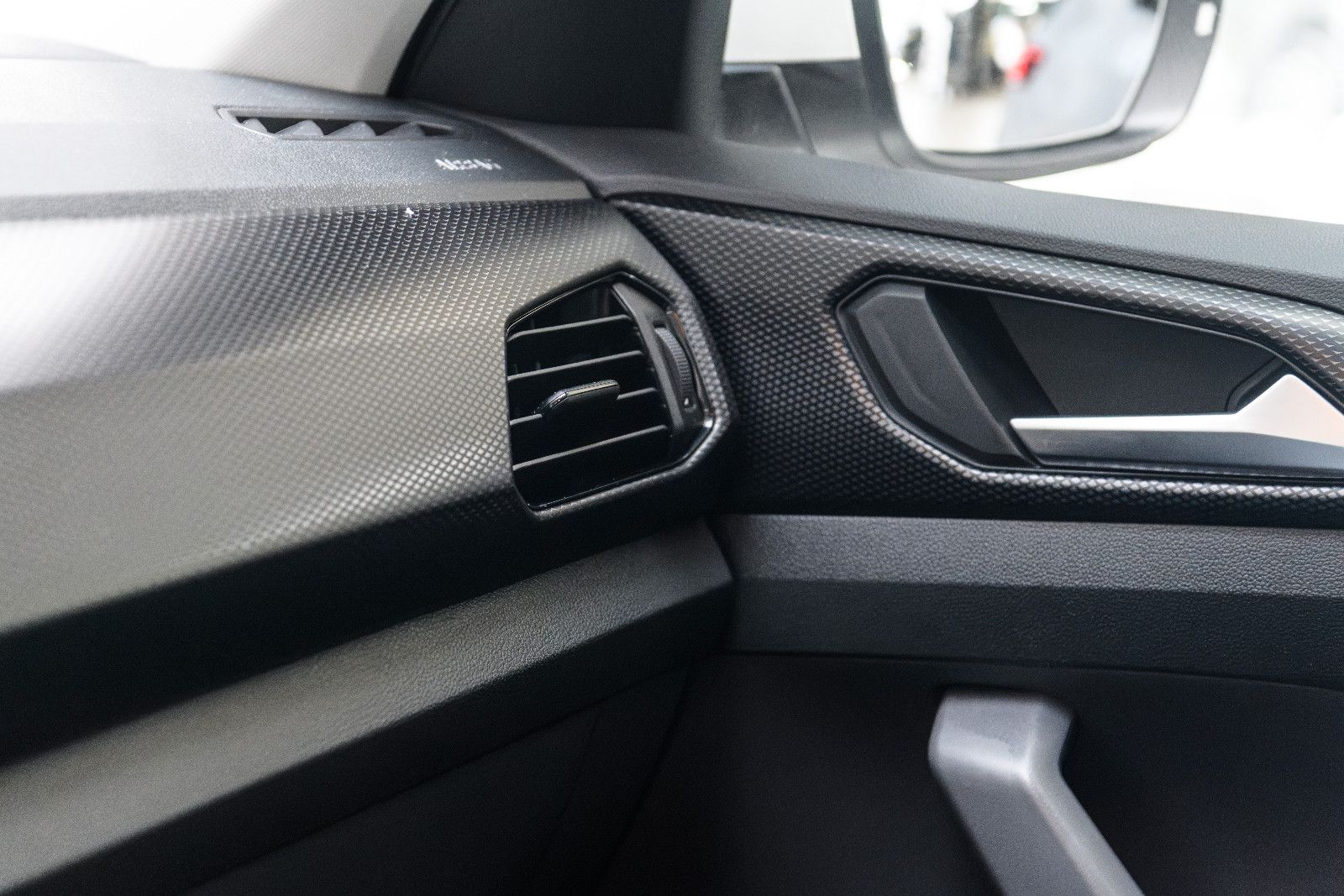 Fahrzeugabbildung Volkswagen T-Cross 1,0 DSG Life+ ACC+Kamera+Bluetooth