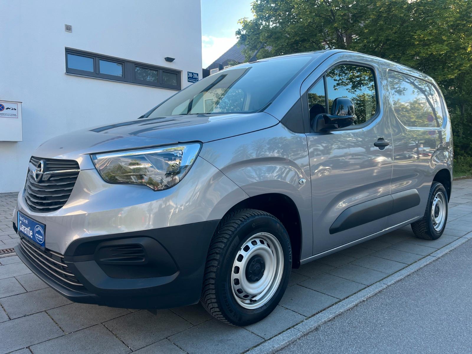 Opel Combo Edition 1.HAND/SCHECKHEFT/PDC/DAB