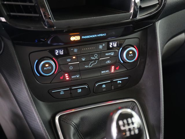 Ford Tourneo Connect 1.5 PANO XENON NAV KAM ACC 1HAND