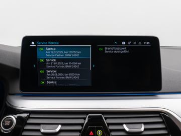 Fahrzeugabbildung BMW 530e xD Kamera Laser HUD DAB HiFi AHK ACC Komfor