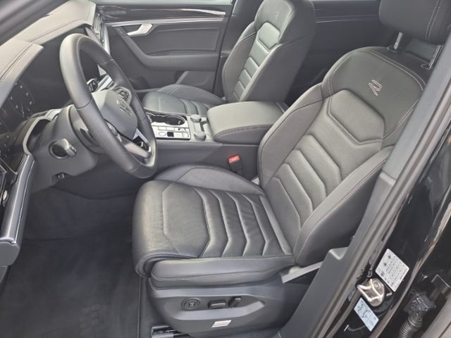 Fahrzeugabbildung Volkswagen Touareg 3.0 TDI R-LINE 4MOTION AHK NAVI KAMERA S