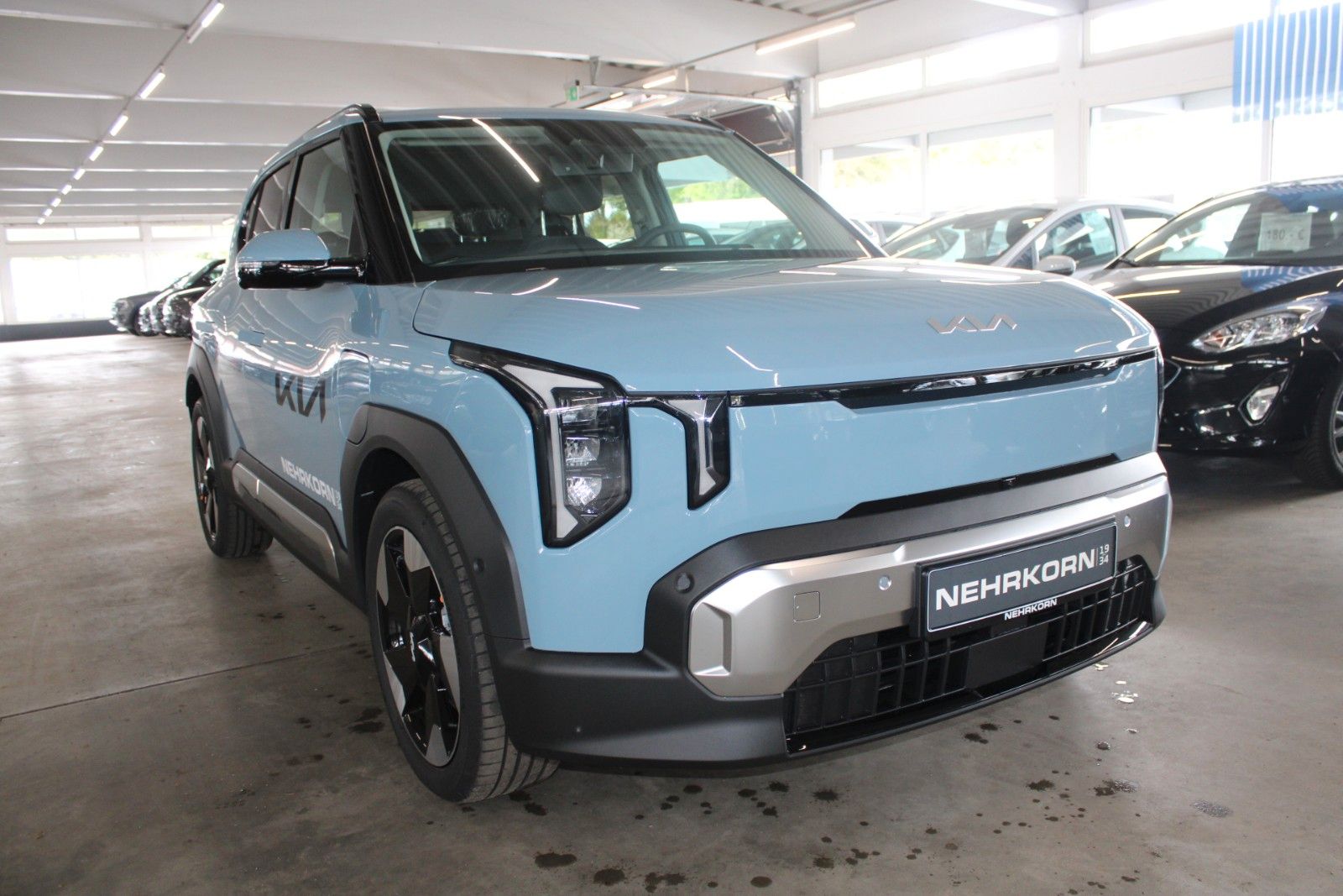 Fahrzeugabbildung Kia EV2 42,2 kWh Earth + Wärmepumpe + DESIGN-PAKET