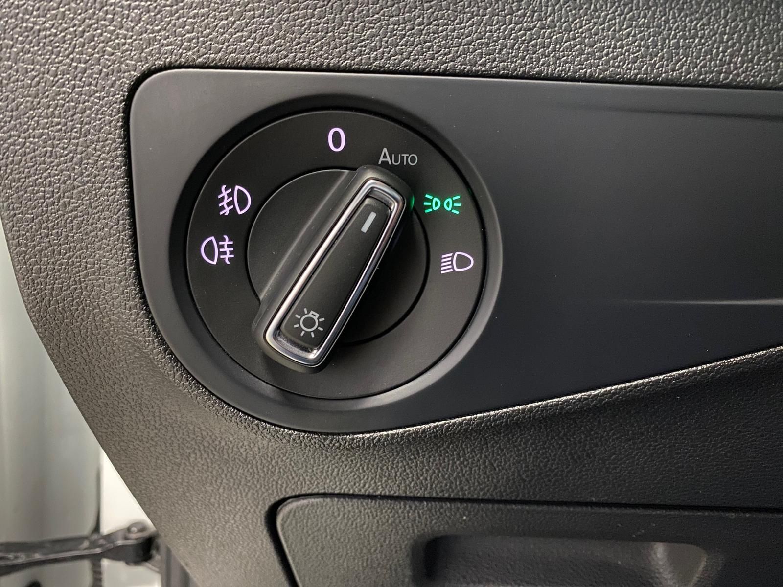 Fahrzeugabbildung Volkswagen Tiguan 2.0 TDI +AHK+APP+ALLWETTER+KLIMA+ACC