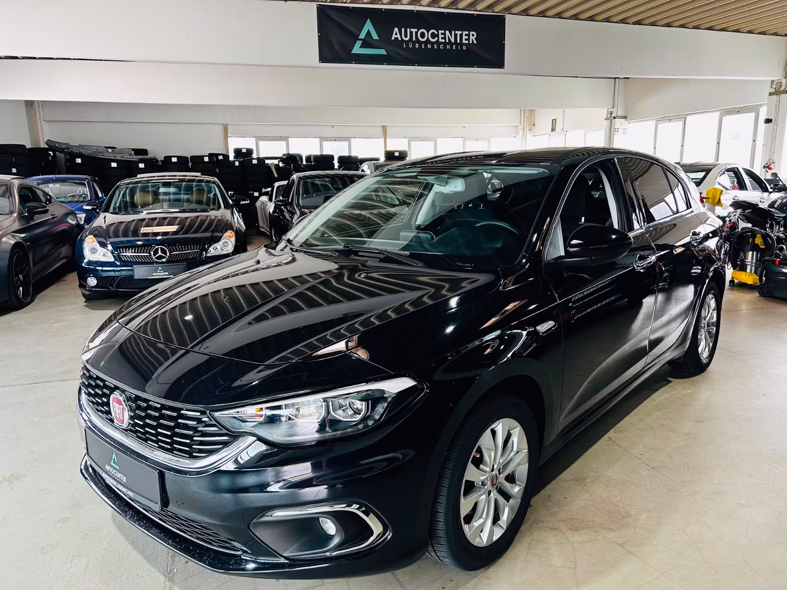 Fiat Tipo Lounge *Kamera*Acc*Navi*CarPlay*