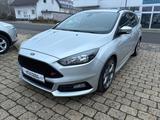 Ford Focus Turnier ST Sport+Bi-Xenon+Leder+Kam+Nav+ - Ford Focus: ST X