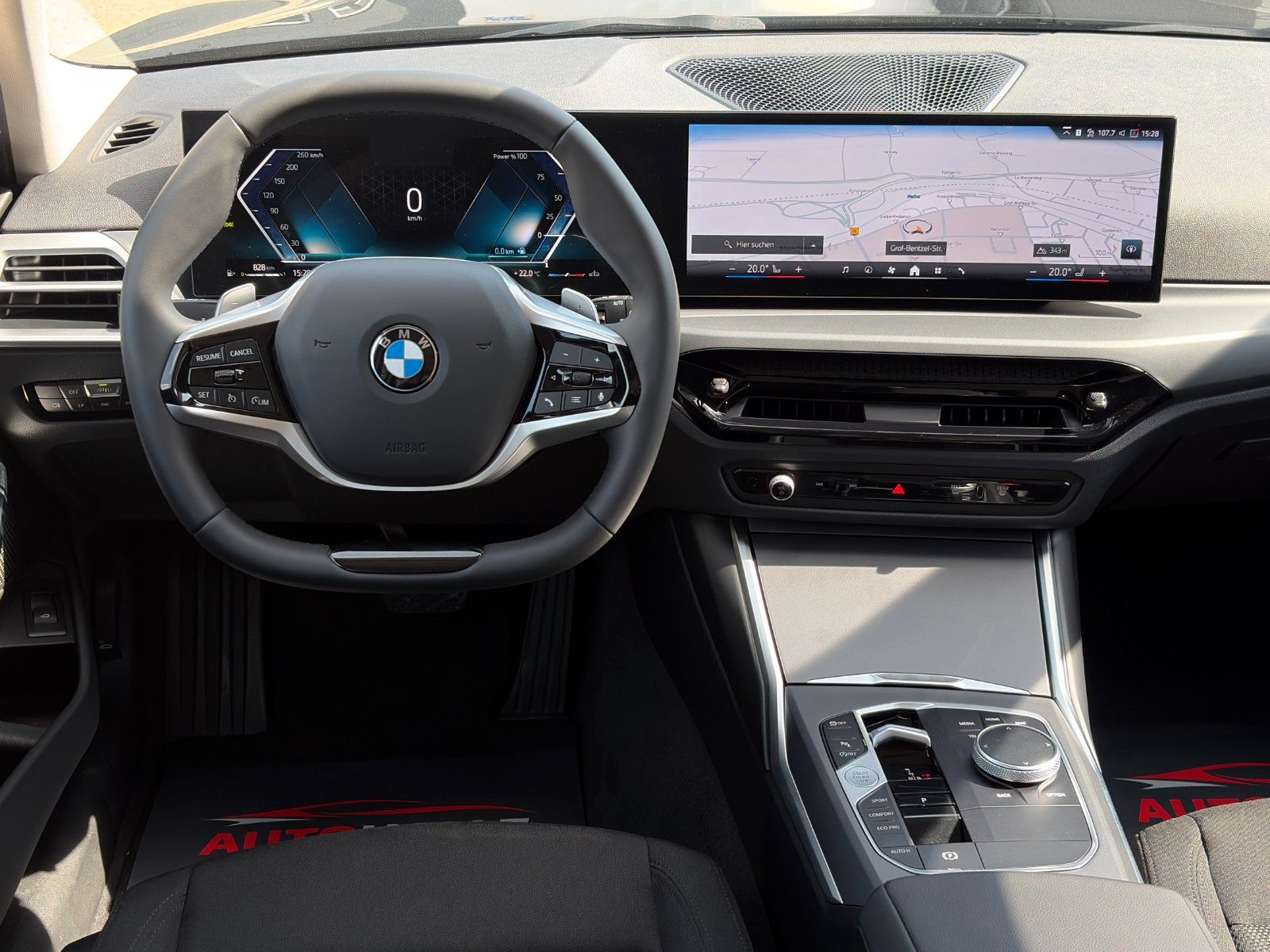 Fahrzeugabbildung BMW 318i Touring 3Z-Klima Kamera Tempomat Alarm SHZ