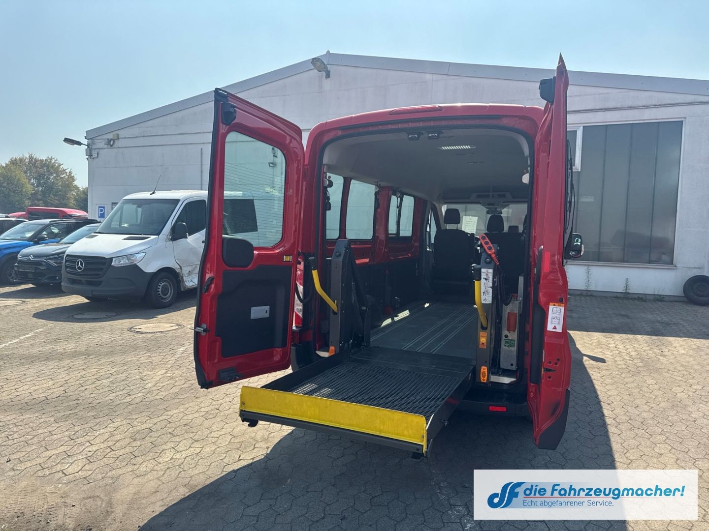 Fahrzeugabbildung Ford Transit Kombi 350 L3 Trend 2.2 TDCi DPF *7175 *K