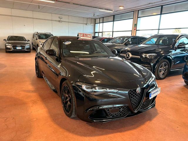 Alfa Romeo Giulia QUADRIFOGLIO 2.9 T V6 AT8 520 