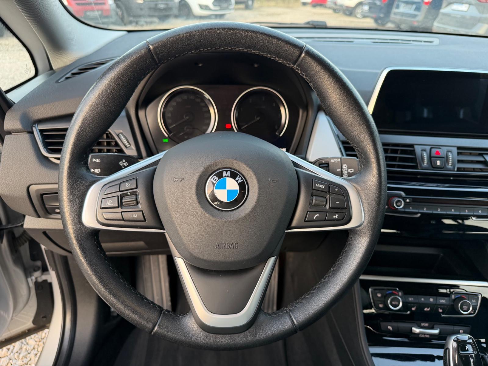 BMW 220 Gran Tourer 220d Gran Tourer xDrive LED PDC NAVI TEMP KEYL., миниатюра 15