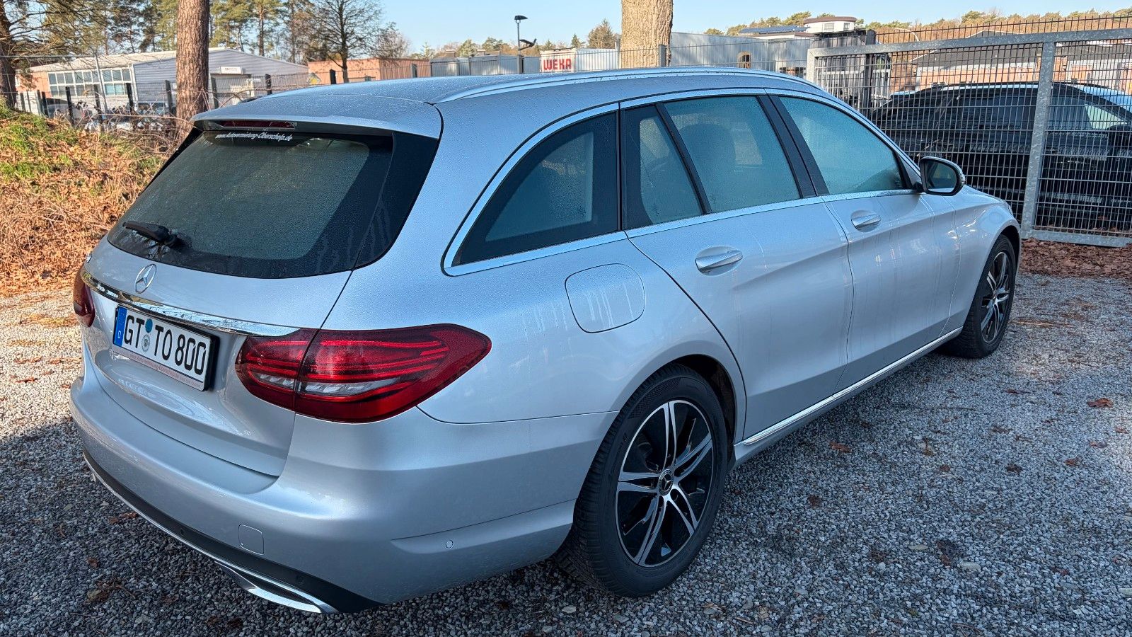 Fahrzeugabbildung Mercedes-Benz C 180 C T Avantgarde