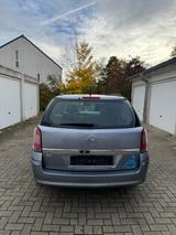 Opel Astra H Behindertengerecht TÜV bis 09... - Opel Astra aus 2007: Kombi