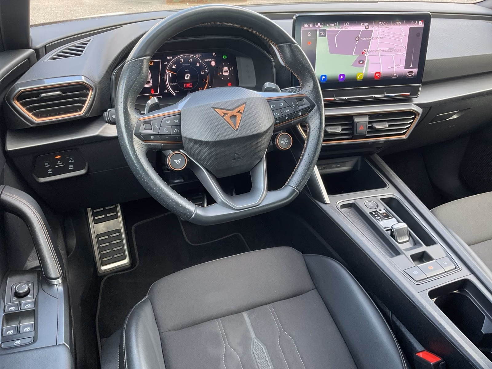 Cupra Leon Sportstourer VZ 2.0 4Drive NAVI ACC AHK LED