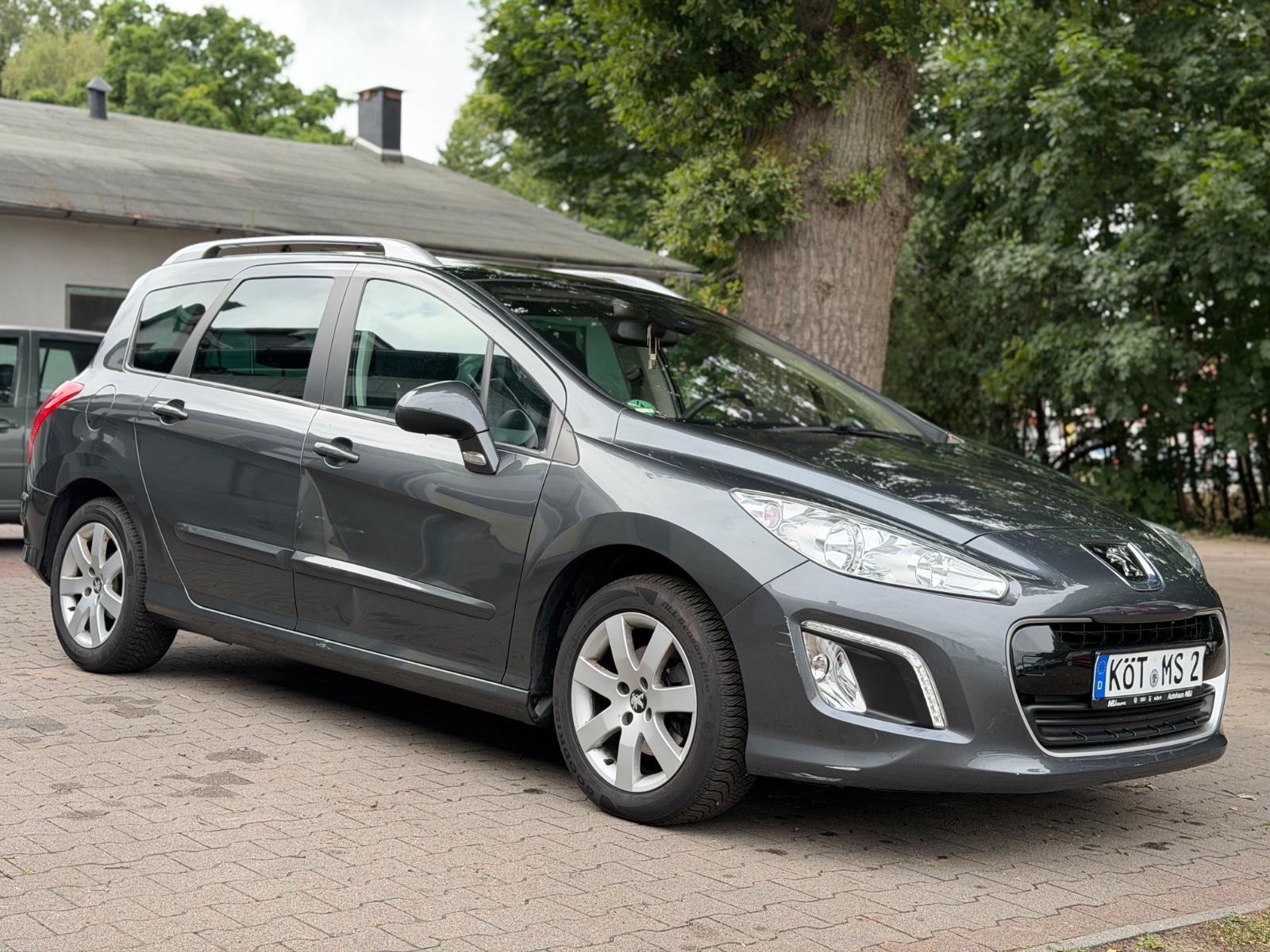 Peugeot 308 2012 — photo 6